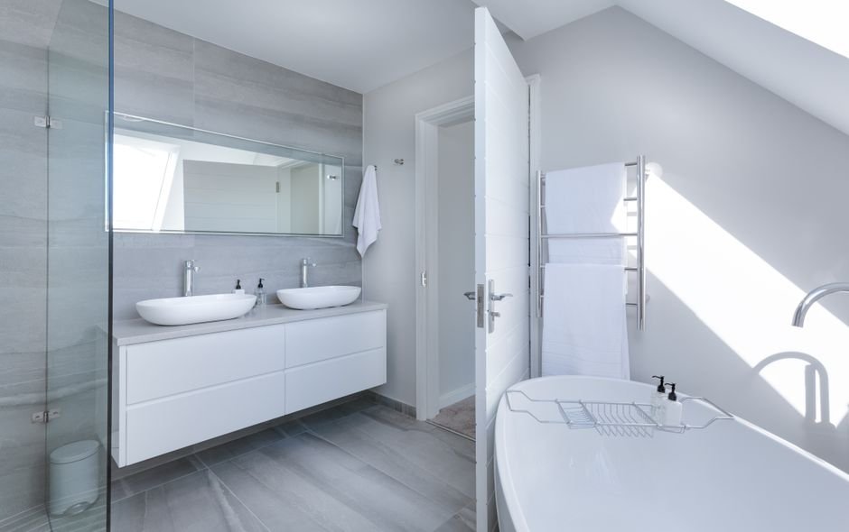 Rénovation de salles de bain — AUBERT PLOMBERIE à Tours